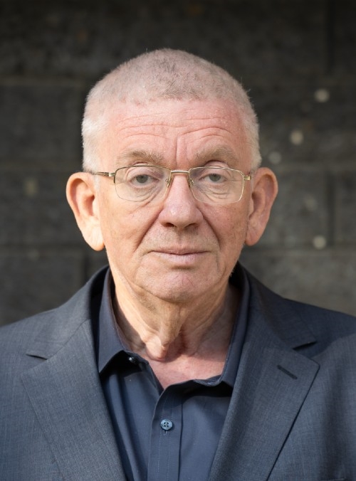 Prof. Avner Holtzman